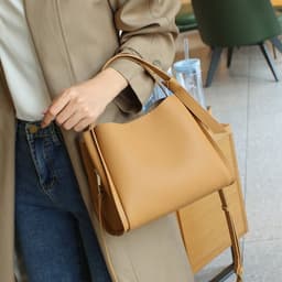 image-Women's Shoulder Bag Fashionable All-match Bucket