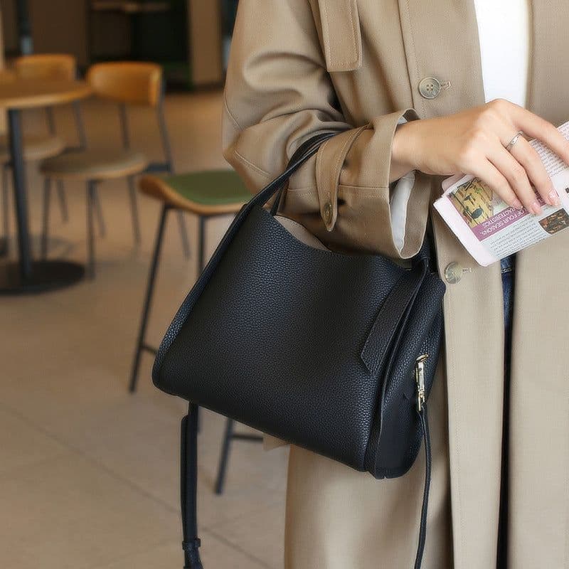 image-Women's Shoulder Bag Fashionable All-match Bucket