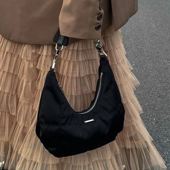 image-Winter Velvet Black Retro Sunny Dark Clouds Special-interest Design Casual Fashion Underarm Baguette Bag