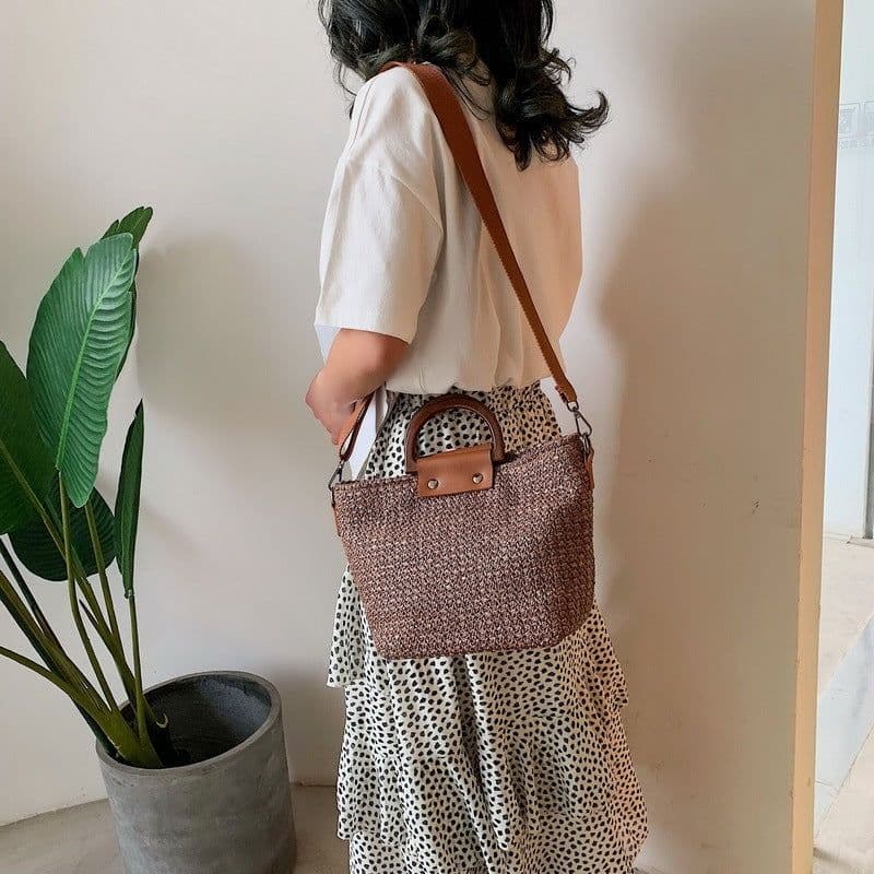 image-Women's Versatile Crossbody Fashion Personality Woven Bag