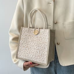 image-Western Style Lunch Box Japanese Ins Small Shoulder Bag