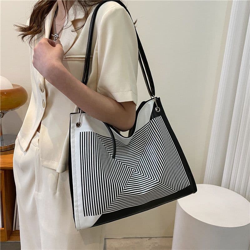 image-Large Capacity Crossbody Women's Shoulder Trend Casual Tote Bag