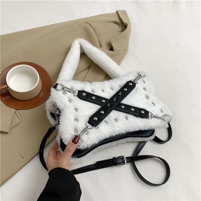 image-Sweet Cool Hot Girl Rivet Plush Shoulder Bag