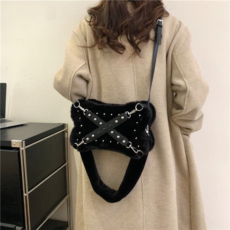 image-Sweet Cool Hot Girl Rivet Plush Shoulder Bag