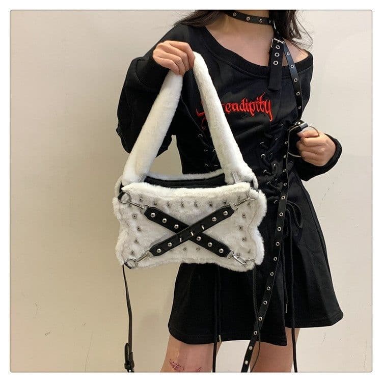 image-Sweet Cool Hot Girl Rivet Plush Shoulder Bag