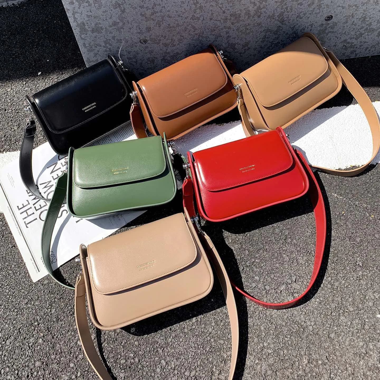image-Retro And Fashion Vegan Leather Women's All-Matching Small Square Bag
