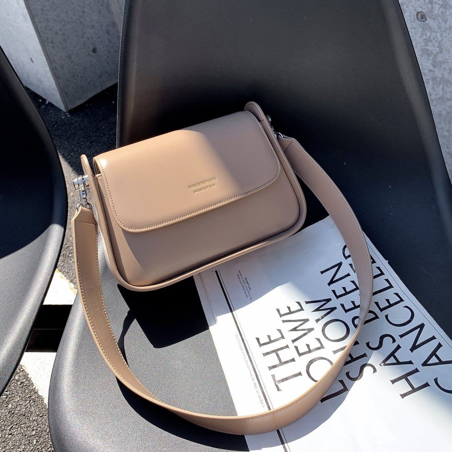 image-Retro And Fashion Vegan Leather Women's All-Matching Small Square Bag