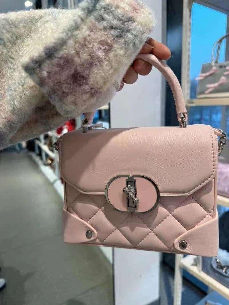 image-Senior Niche Chain Square Bag