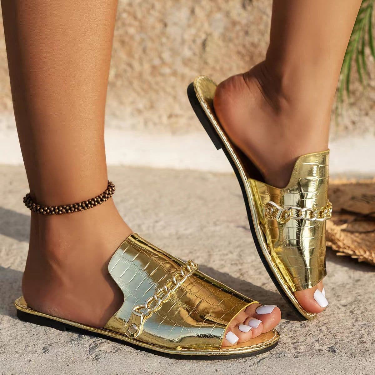 image-Pattern Chains Sandals Summer Fish Mouth Flat Slides Shoes Women Casual Vacation Beach Slippers