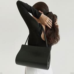 image-High-end New Retro Baguette Handbag