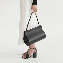 image-High-end New Retro Baguette Handbag