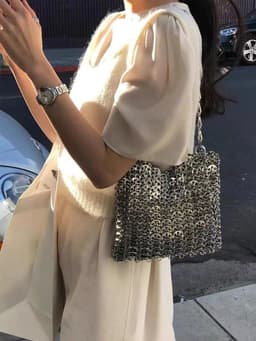 image-Shiny Pearl Sequins Hand-woven Dumpling Bag Mobile Phone Underarm Crossbody Bag