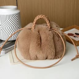 image-Plush Versatile Handbag Women's Pleated Cloud Bag