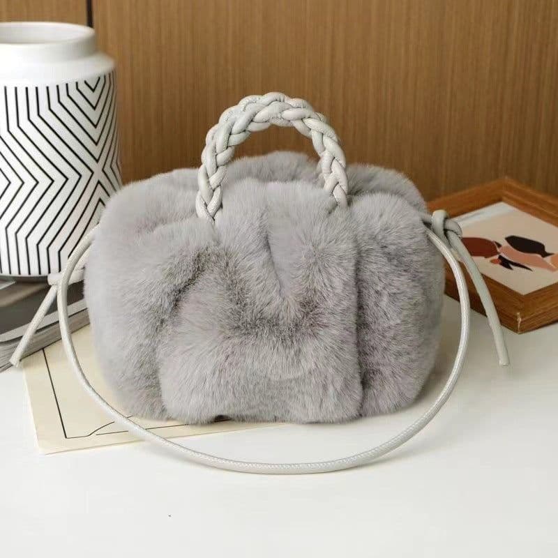 image-Plush Versatile Handbag Women's Pleated Cloud Bag
