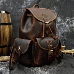 image-Retro Men's Cowhide Casual Backpack