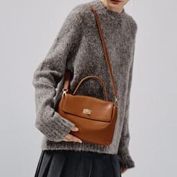 image-Soft Cowhide Commuter Bag Portable Shoulder Simple Large Capacity Crossbody Women's Bag
