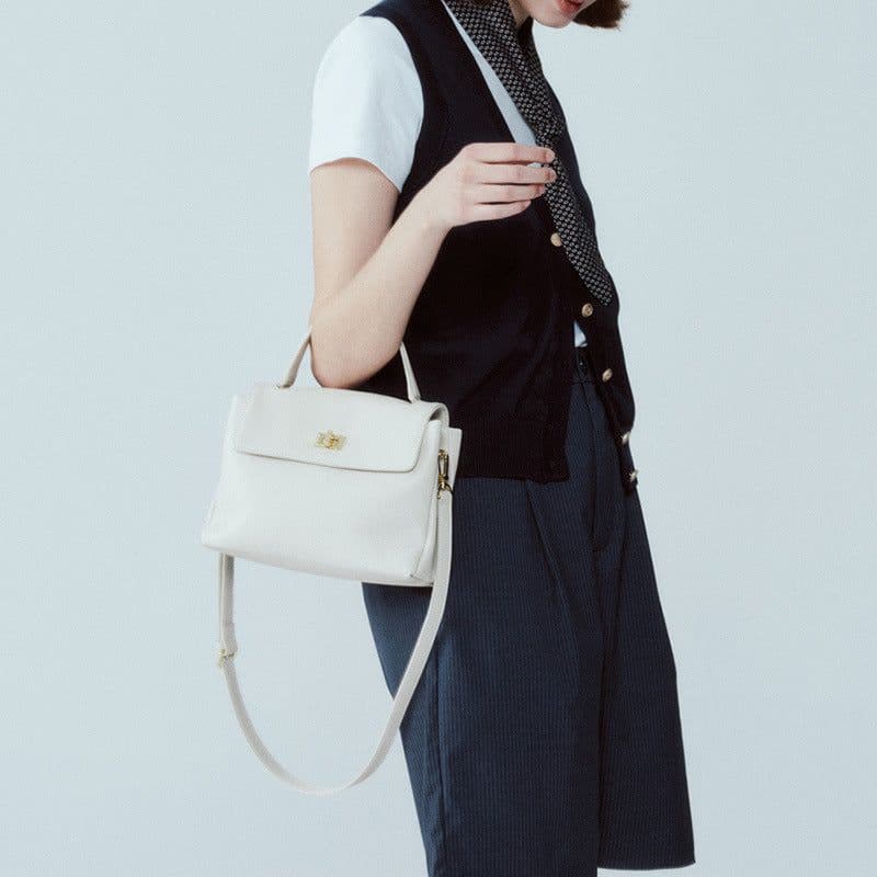 image-Soft Cowhide Commuter Bag Portable Shoulder Simple Large Capacity Crossbody Women's Bag