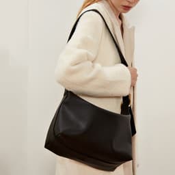 image-Women's Spring Genuine Leather Large-capacity Crossbody Bag