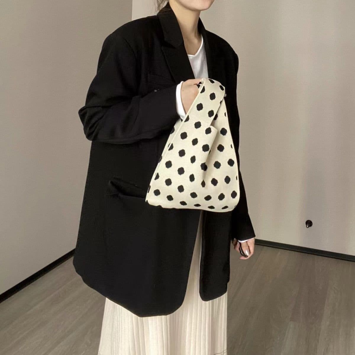 image-Handbags Wool Knitted Student Hand-carrying Casual Bucket Tote Bag