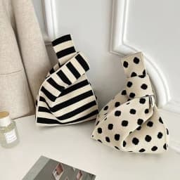 image-Handbags Wool Knitted Student Hand-carrying Casual Bucket Tote Bag