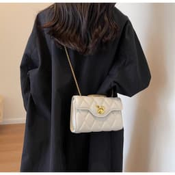 image-Women's Fashion Diamond Chain Small Square Bag