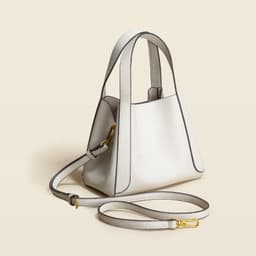 image-First Layer Cowhide Bucket Women's Bag Commuter Portable