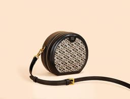 image-Presbyopic Korean Style Round Girls High Sense Niche Phone Crossbody Bag