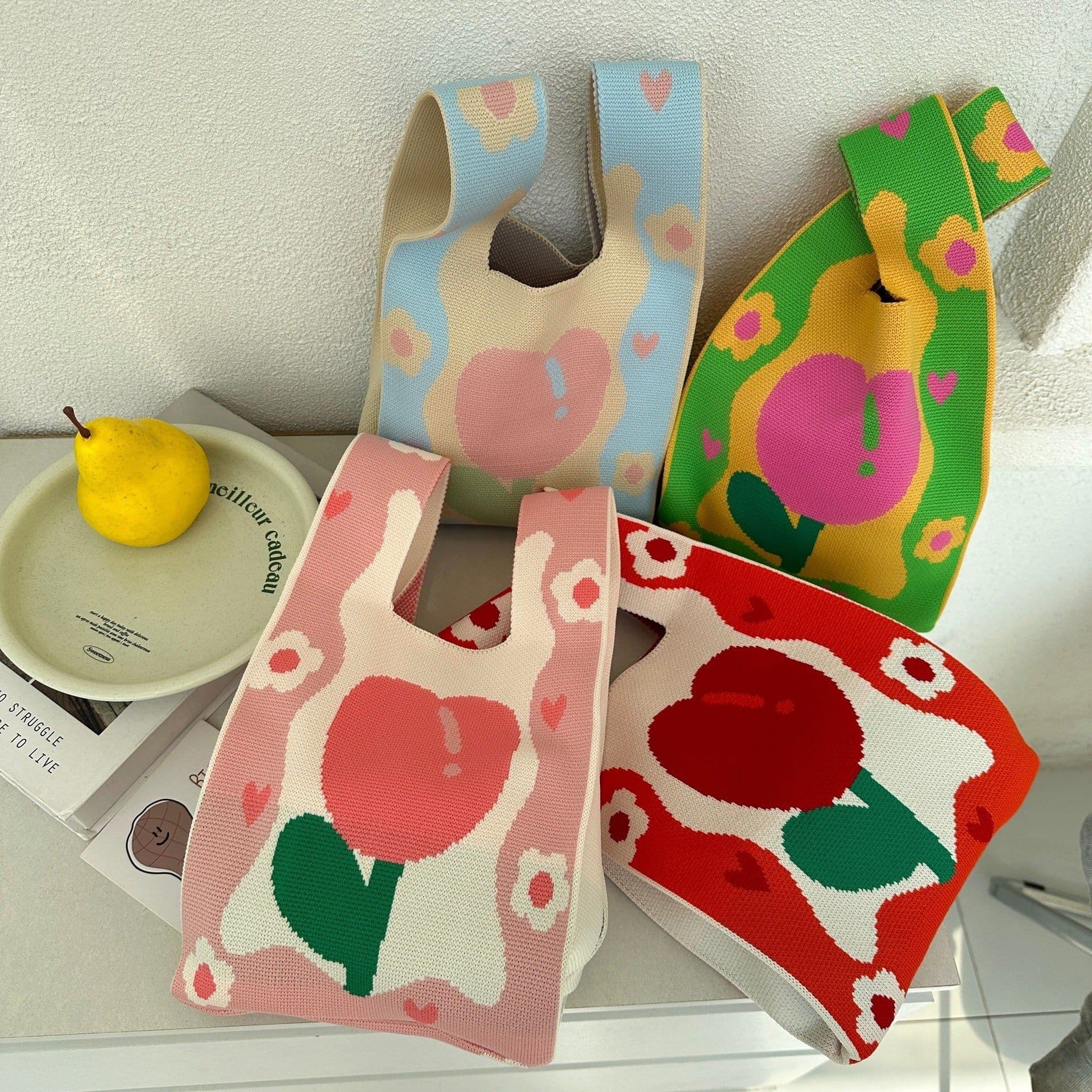 image-Spring Tulip Knitted Bags Contrast Color And Versatile Hand Carrying