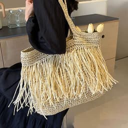 image-Straw Woven Women's Large Capacity Tassel Shoulder Bag