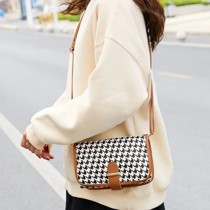 image-Women's Fashion Plaid Shoulder Messenger Bag