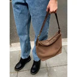image-American Frosted Suede Single Shoulder Underarm Large Capacity Commuter Bag