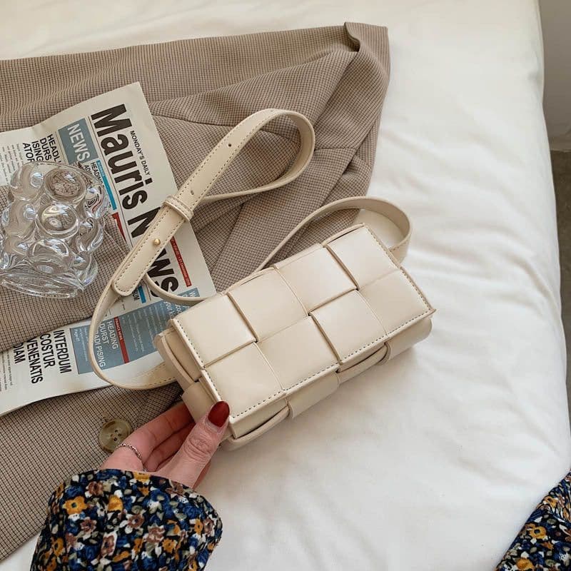 image-All-match Shoulder Bag Handmade Woven Small Square Bag