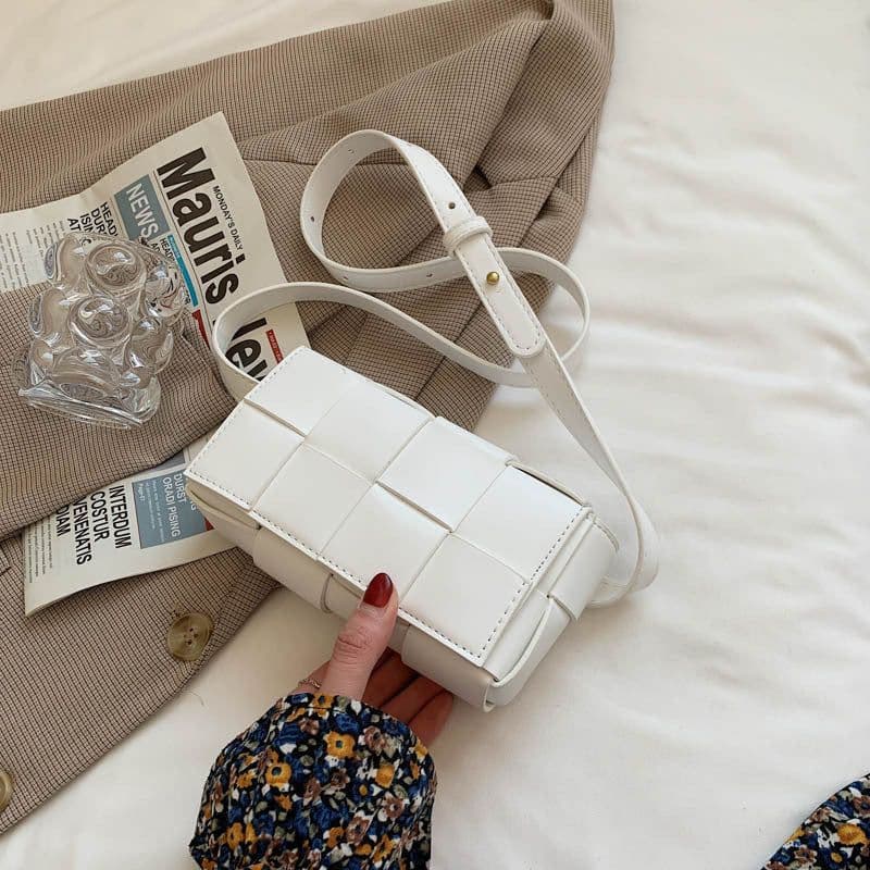 image-All-match Shoulder Bag Handmade Woven Small Square Bag
