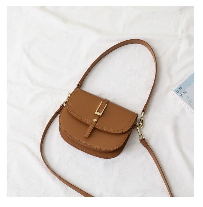 image-New Spring And Summer Fashion Messenger Bag Genuine Leather