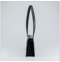 image-Niche Retro Underarm Handbag Shoulder