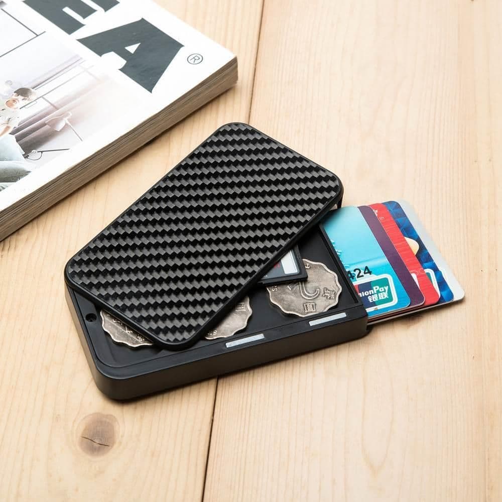 image-Portable Business Carbon Fiber Card Box