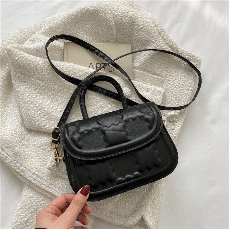 image-Women's Simple Korean-style Fashion Messenger Bag