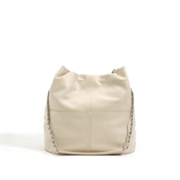 image-Large Capacity Commuter Shoulder Crossbody Chain Bag