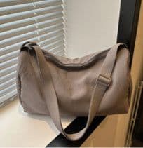 image-One-shoulder Nylon Large-capacity Bucket Bag Vintage