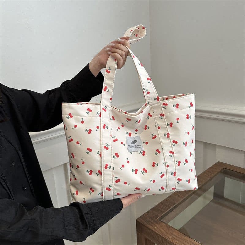 image-Large Capacity Floral Nylon Shoulder Bag
