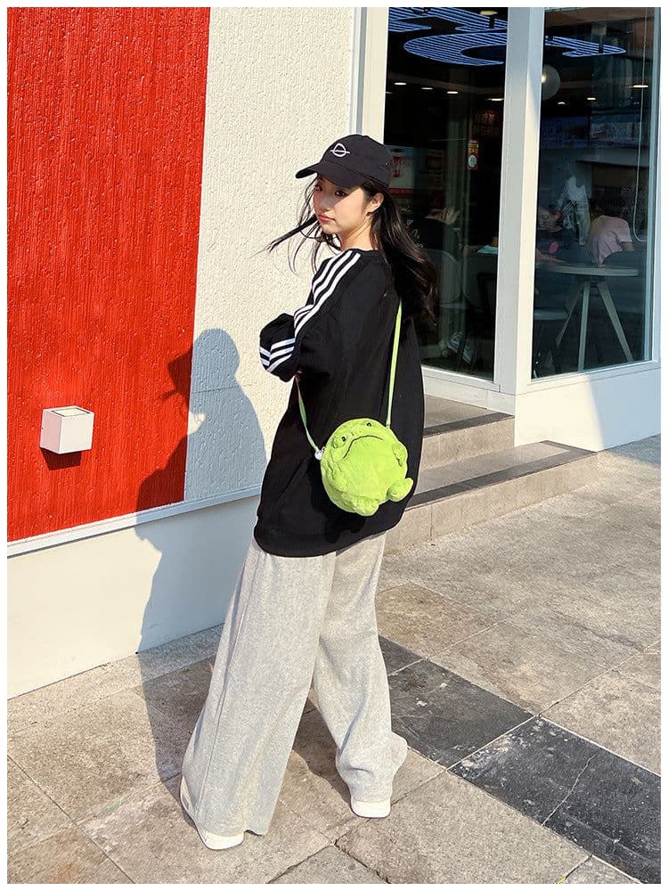 image-Cute And Ugly Frog-shaped Wallet Plush Doll Crossbody Bag