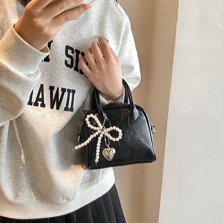image-Portable Female Fashionable Stylish Trendy Crossbody Bag