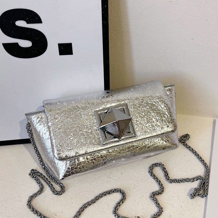 image-Fashion Women's Shoulder Chain Trendy Crossbody Bag