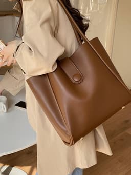 image-Retro One-shoulder High-grade Fashion Work Commuter Tote