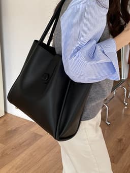 image-Retro One-shoulder High-grade Fashion Work Commuter Tote