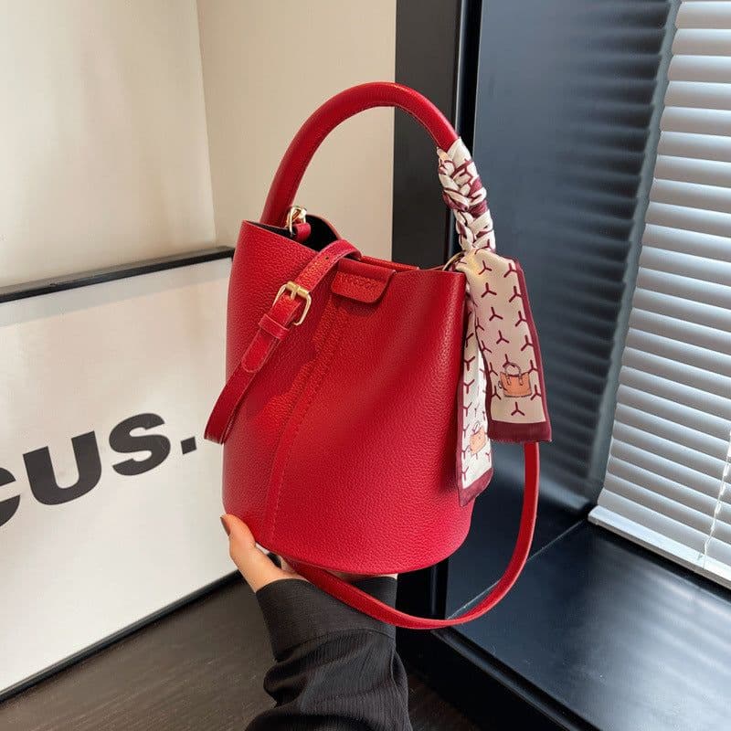 image-Large Capacity Commuter Bag Vegetable Basket Fashionable Portable Crossbody