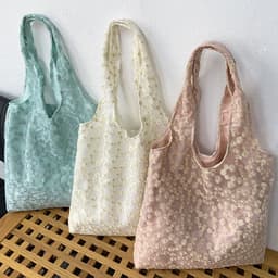 image-Embroidery Canvas Minimalism Flower Laced One-shoulder Bag