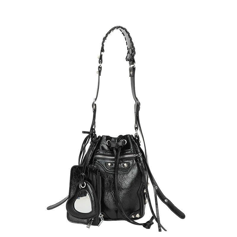 image-Women's Messenger Bag Heavy Industry Rivets Trendy Pull-belt Fashion
