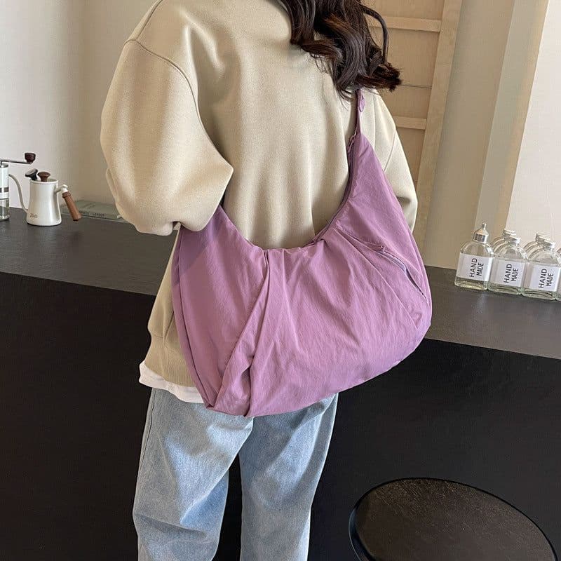 image-Pleated Messenger Bag Large Capacity Artistic Simple Fashion