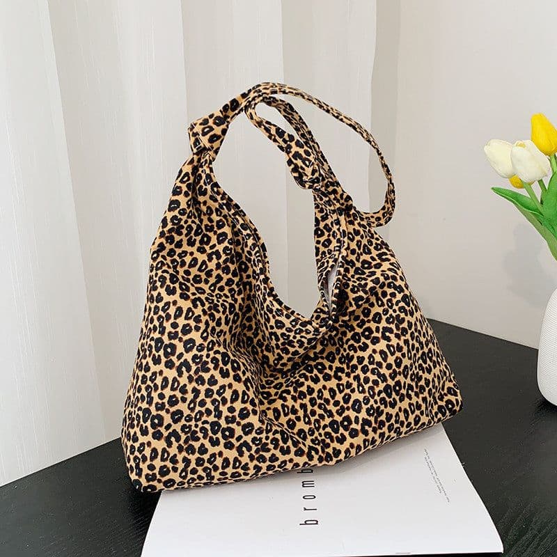 image-Women's Large-capacity Leopard Print Fashion Shoulder Bag